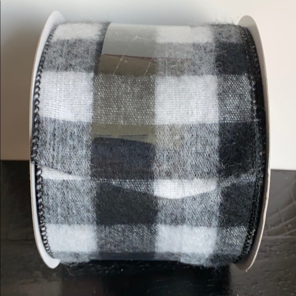 Celebrate it Christmas Wired Ribbon Buffalo Check - Picture 2 of 5